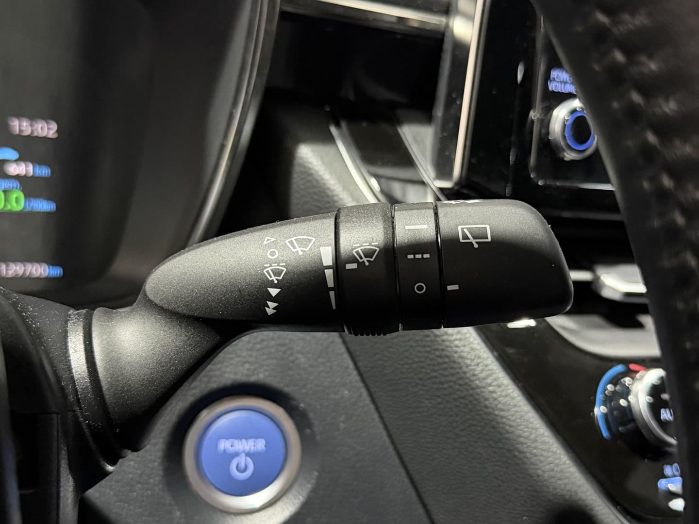 Toyota Corolla-touring-sports thumbnail 16