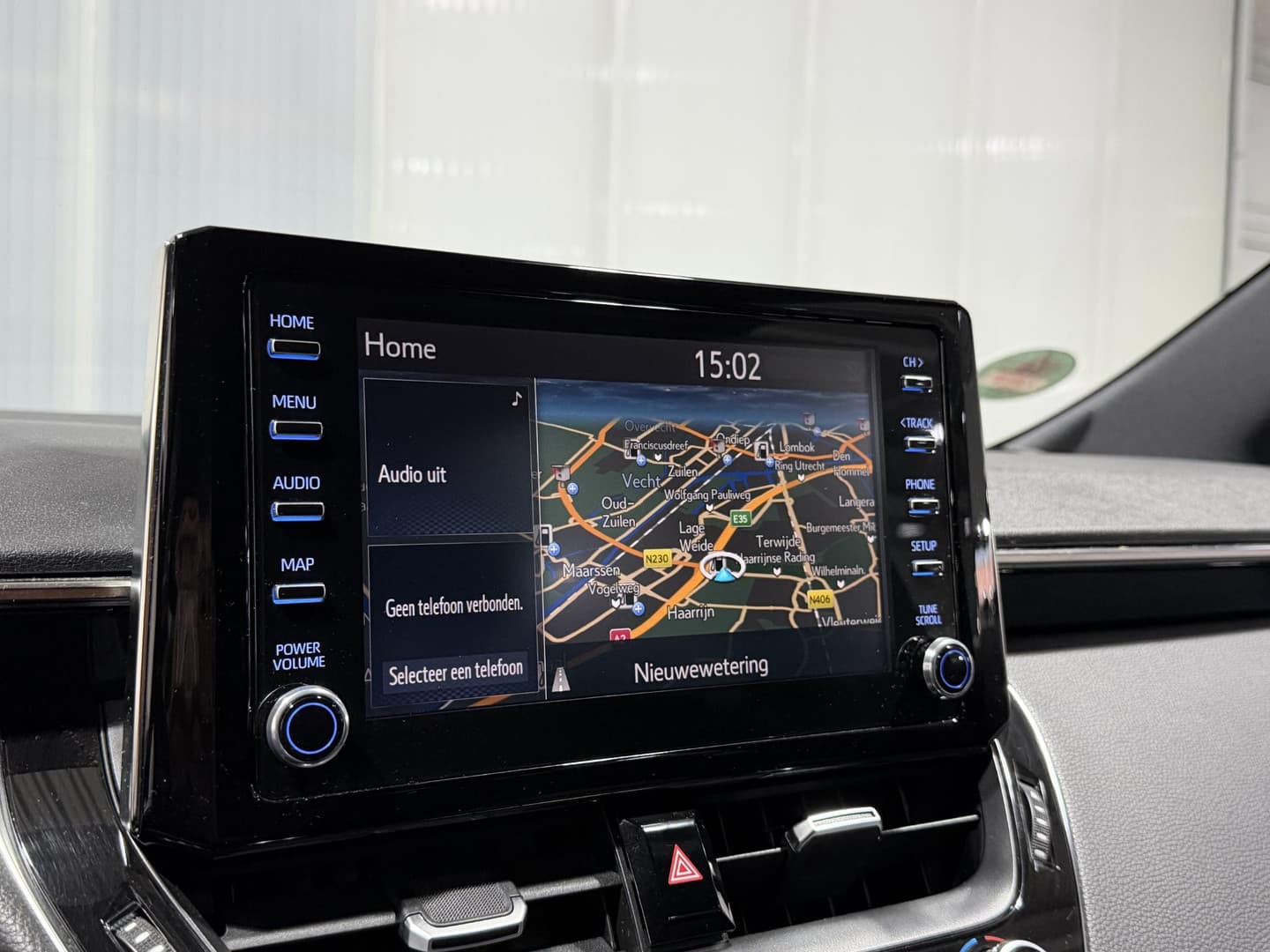 Toyota Corolla-touring-sports thumbnail 17