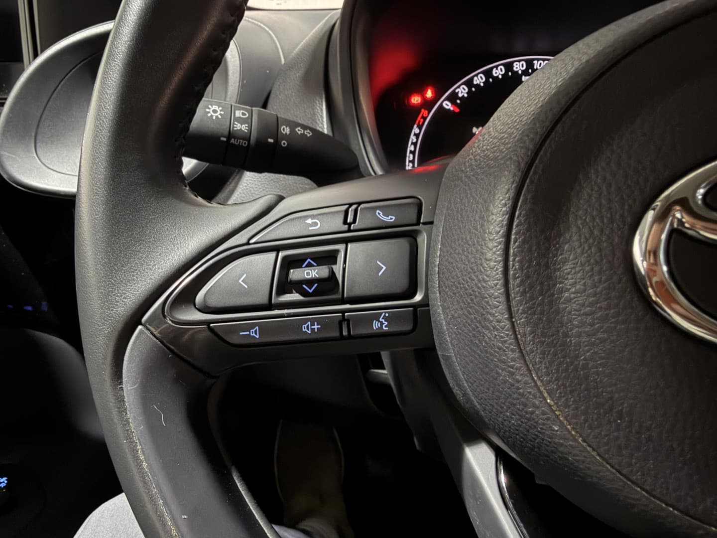 Toyota Aygo thumbnail 10