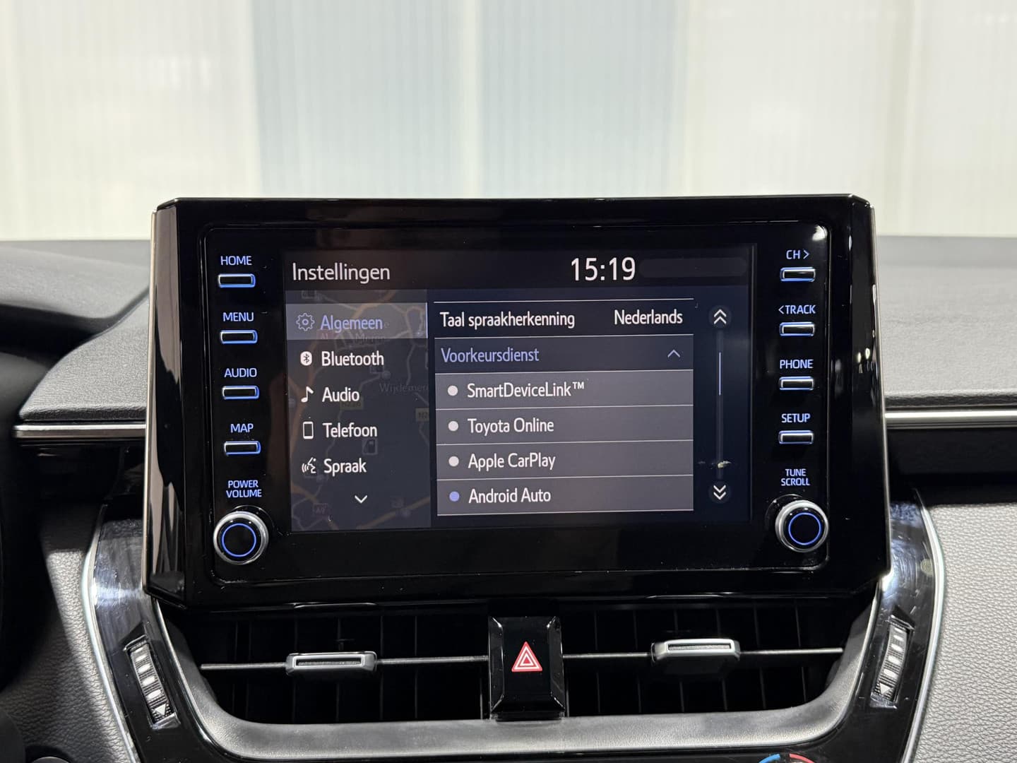 Toyota Corolla-touring-sports thumbnail 17