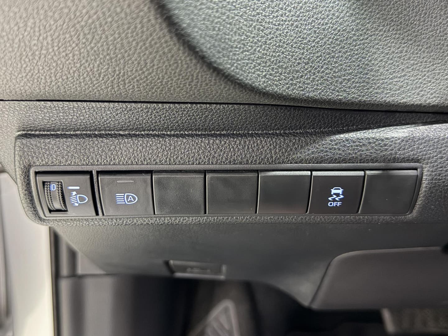 Toyota Corolla-touring-sports thumbnail 27