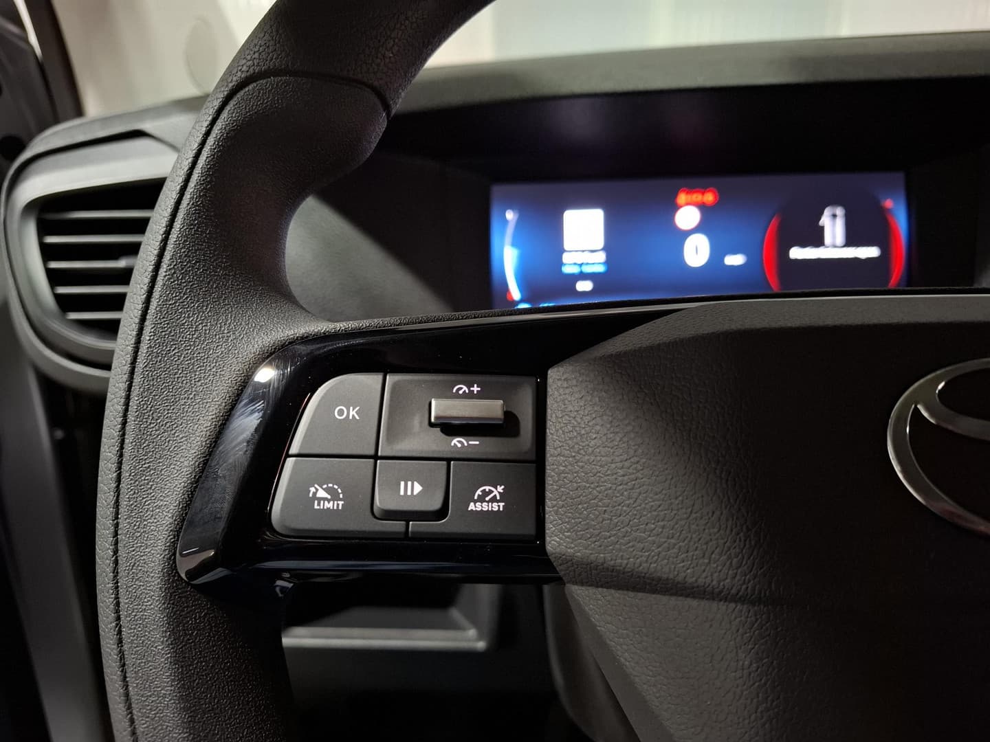 Toyota Proace thumbnail 11