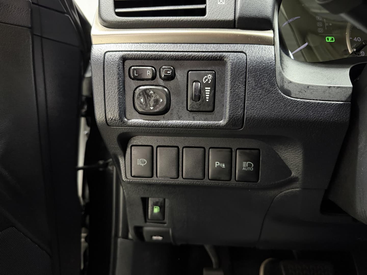 Lexus Ct thumbnail 26