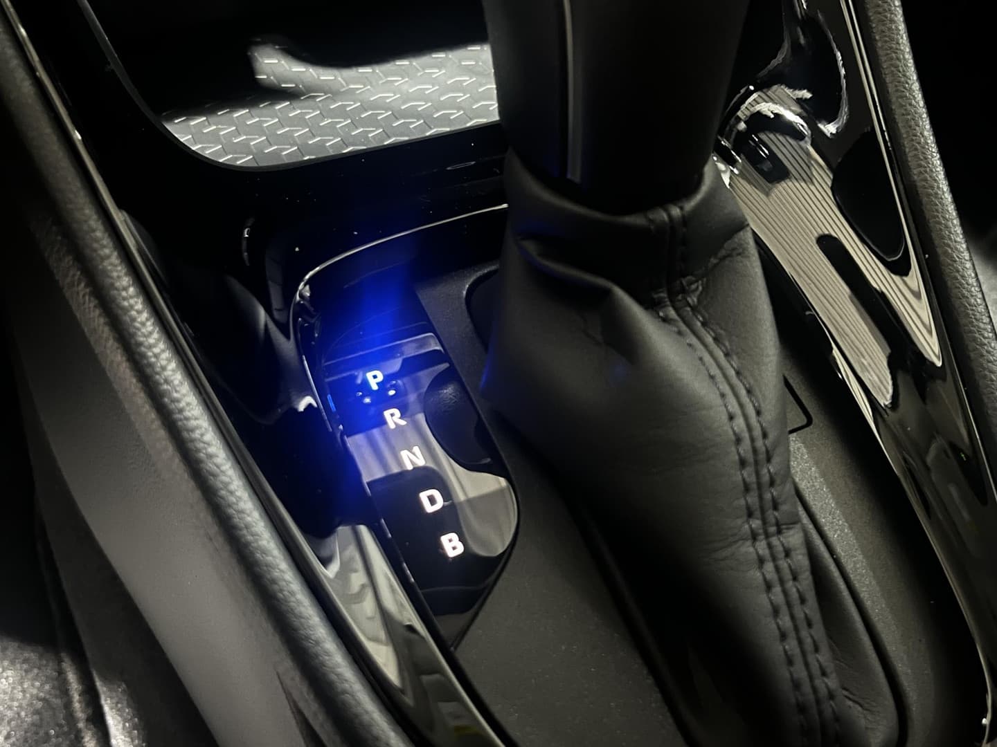 Toyota Yaris thumbnail 21