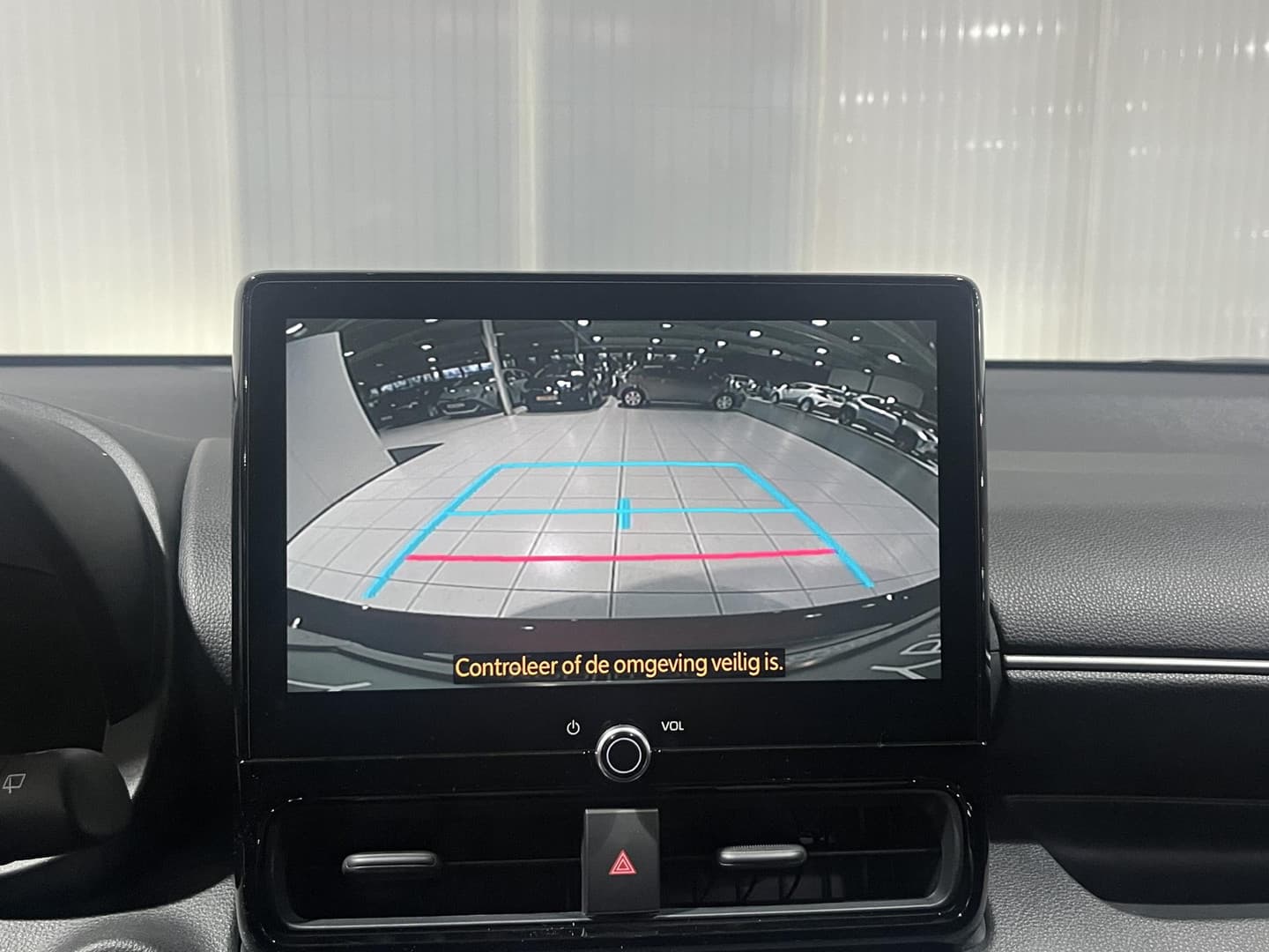 Toyota Yaris thumbnail 9