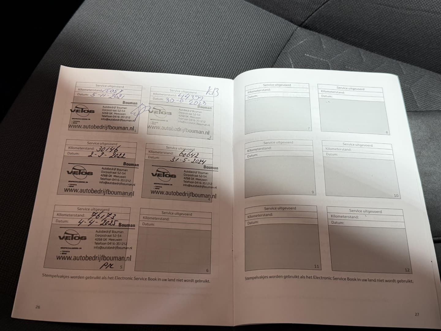 Toyota Corolla-touring-sports thumbnail 31