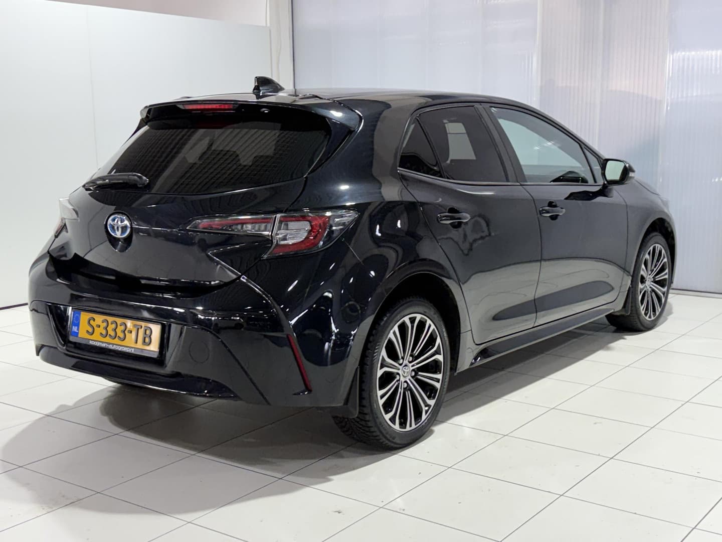 Toyota Corolla thumbnail 15