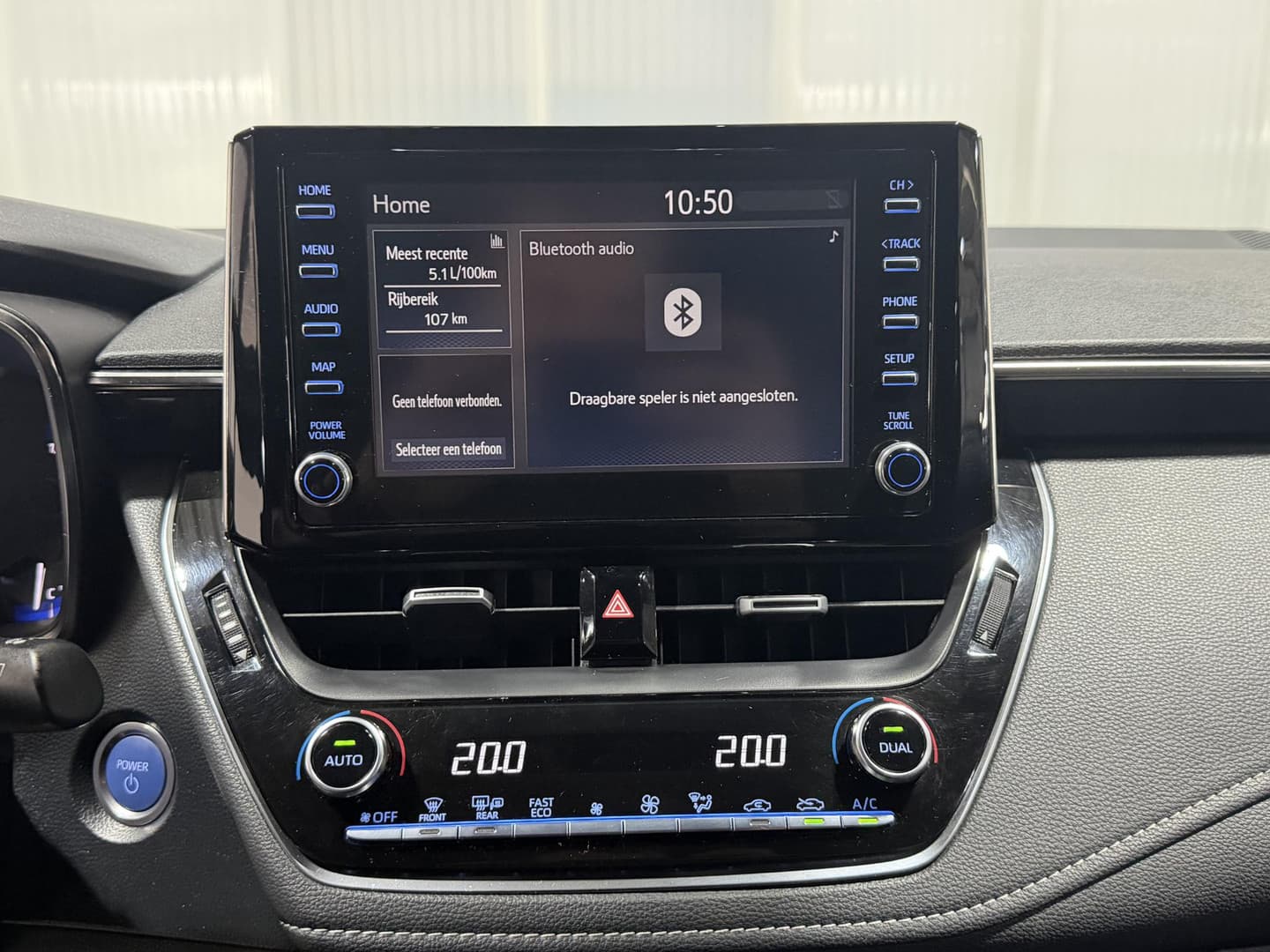 Toyota Corolla thumbnail 16