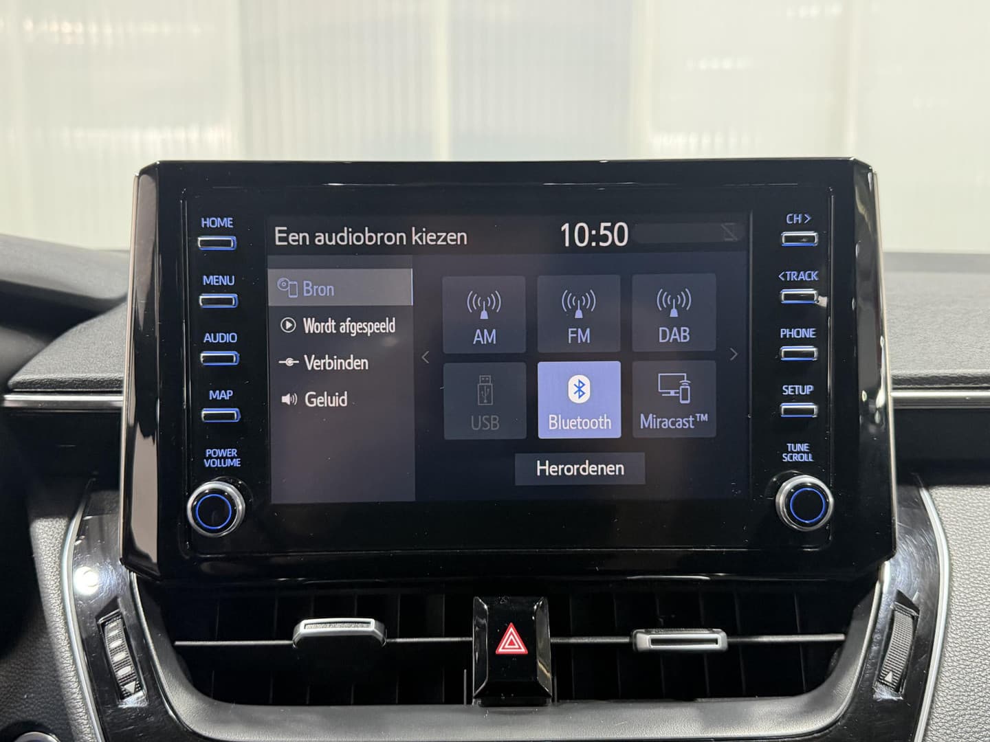 Toyota Corolla thumbnail 21