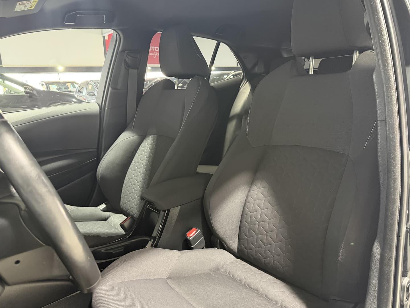 Toyota Corolla thumbnail 3