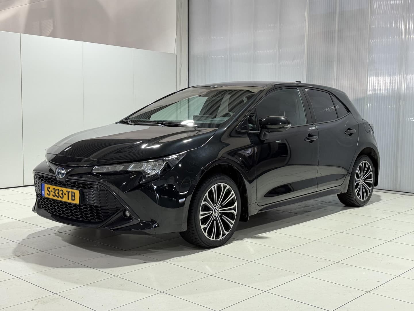 Toyota Corolla thumbnail 7