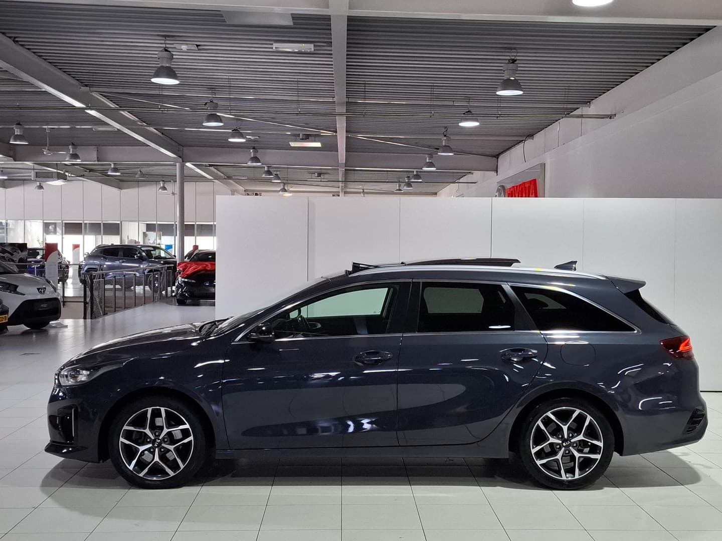 Kia Ceed-sportswagon thumbnail 9