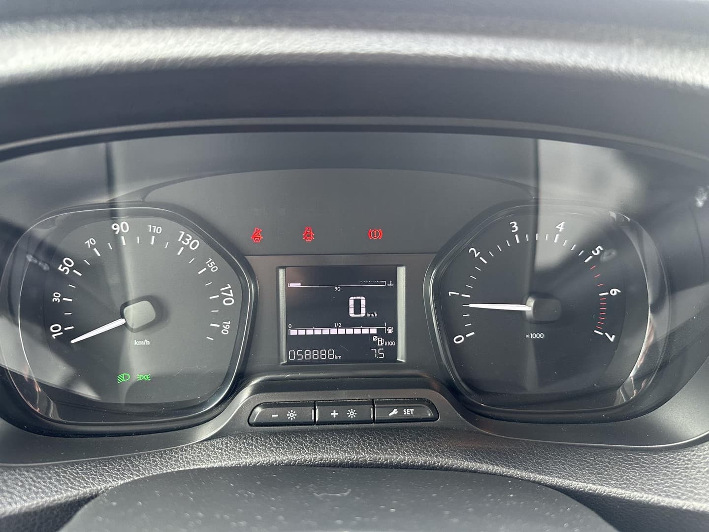 Toyota Proace thumbnail 2