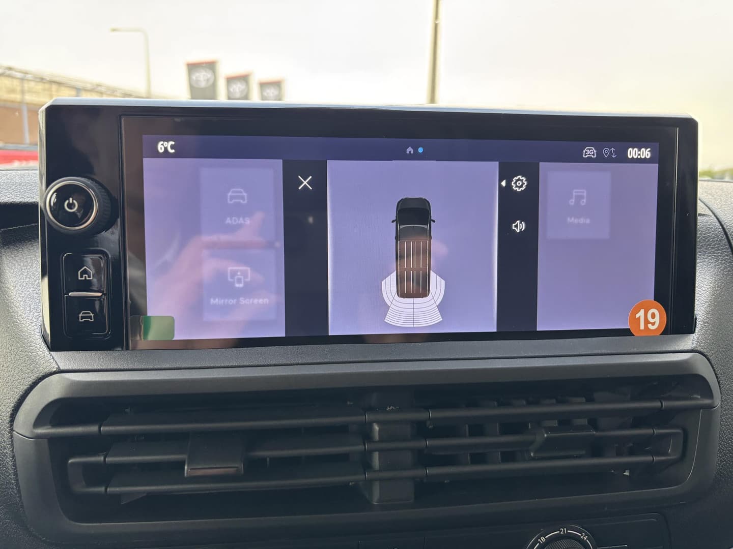 Toyota Proace thumbnail 10