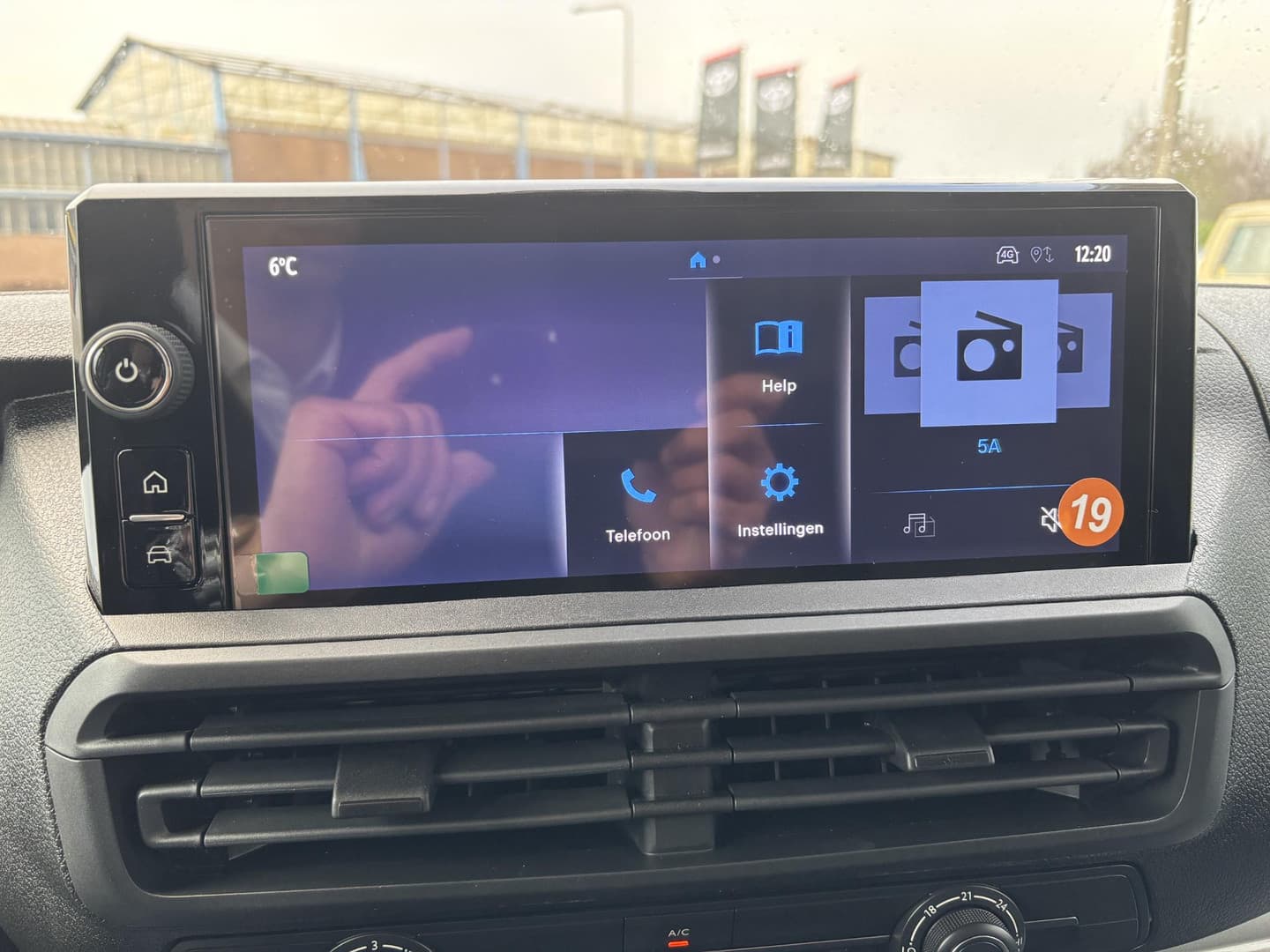 Toyota Proace thumbnail 14