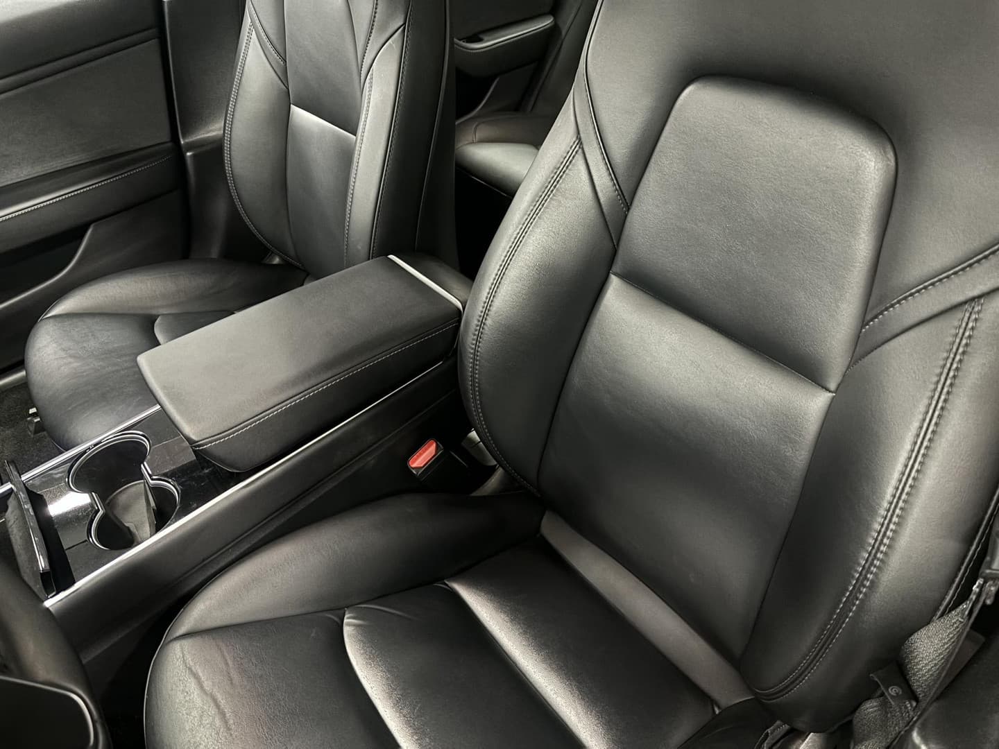 Tesla Model-3 thumbnail 2