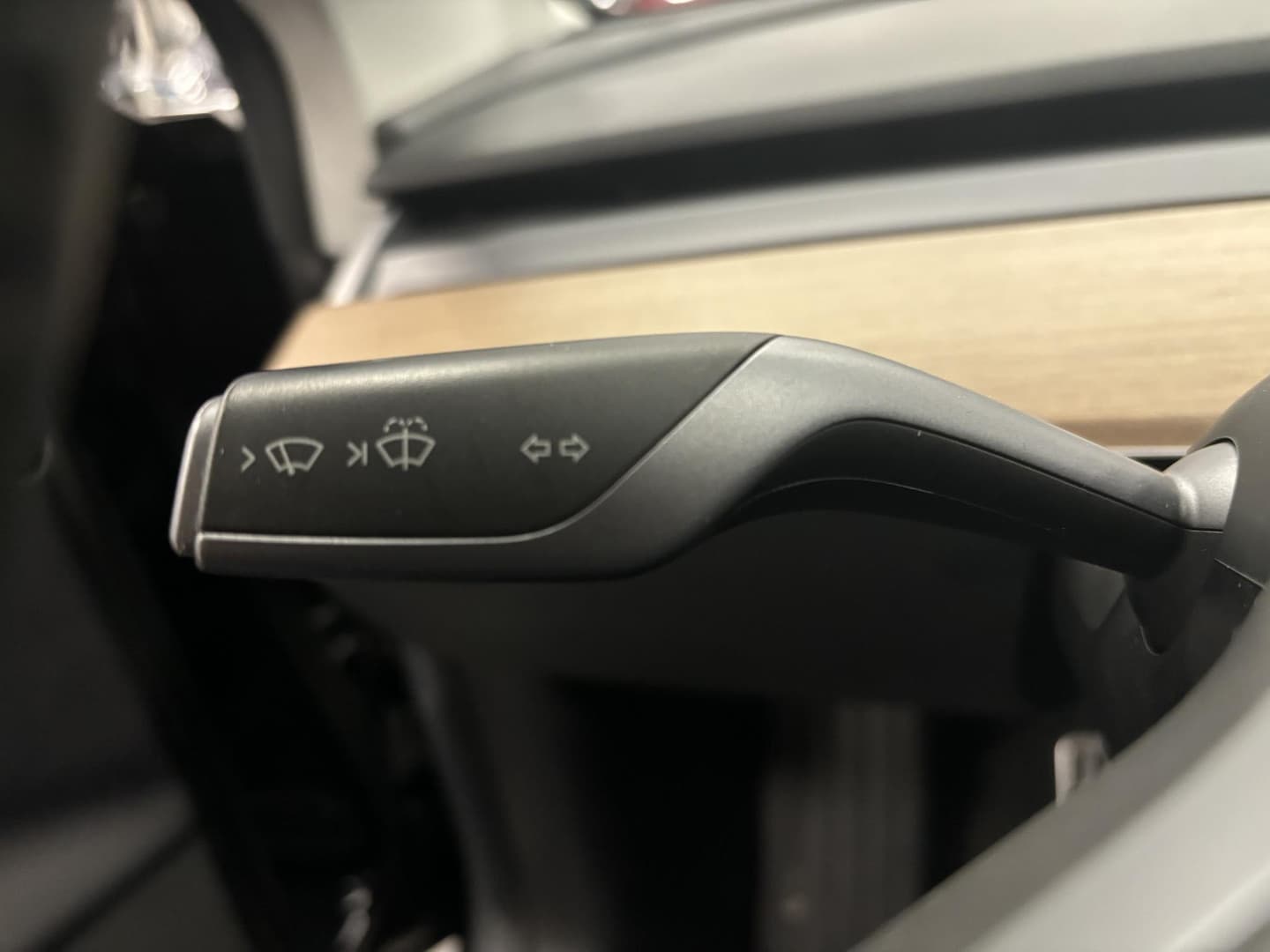 Tesla Model-3 thumbnail 5