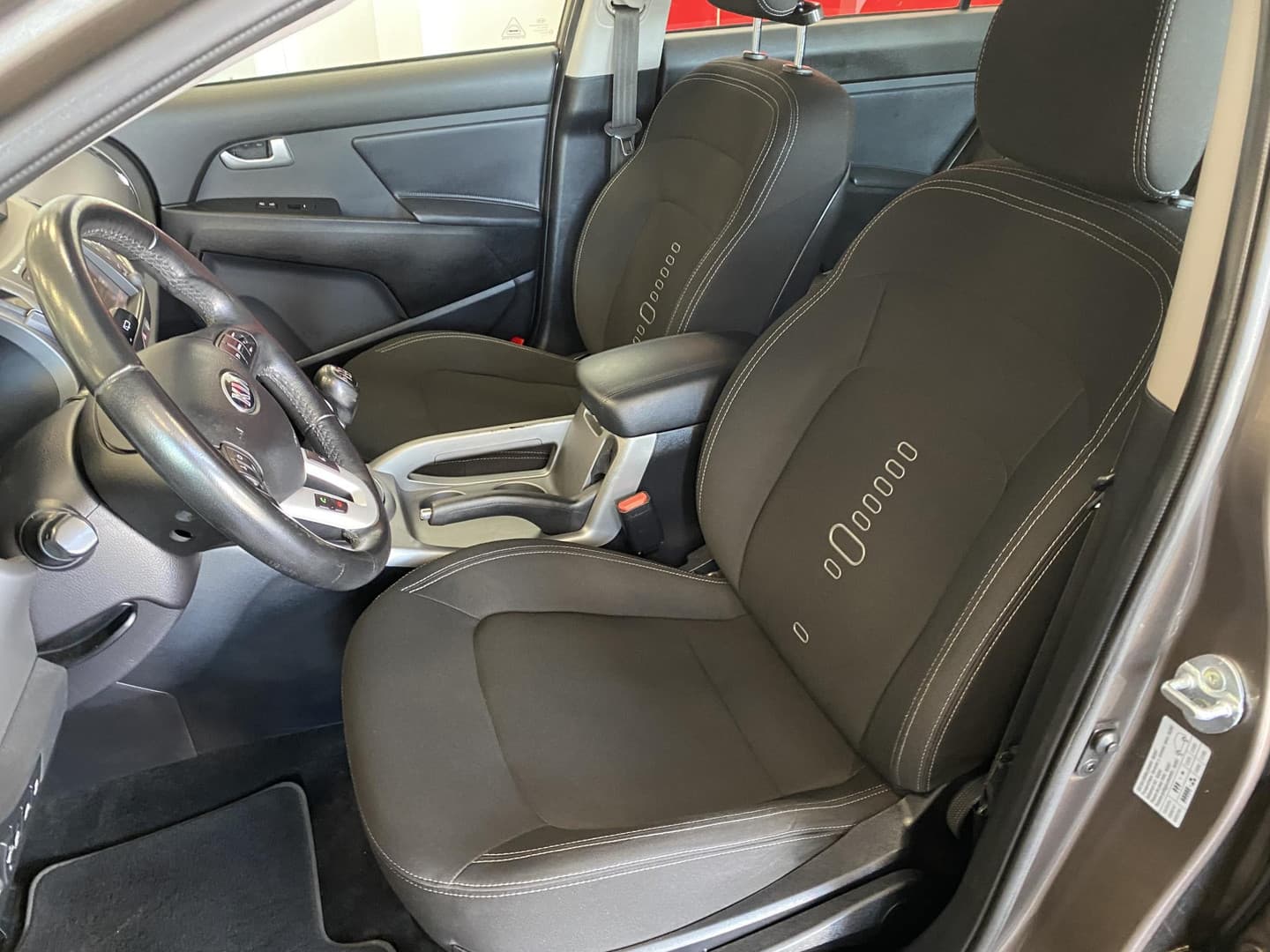 Kia Sportage thumbnail 2