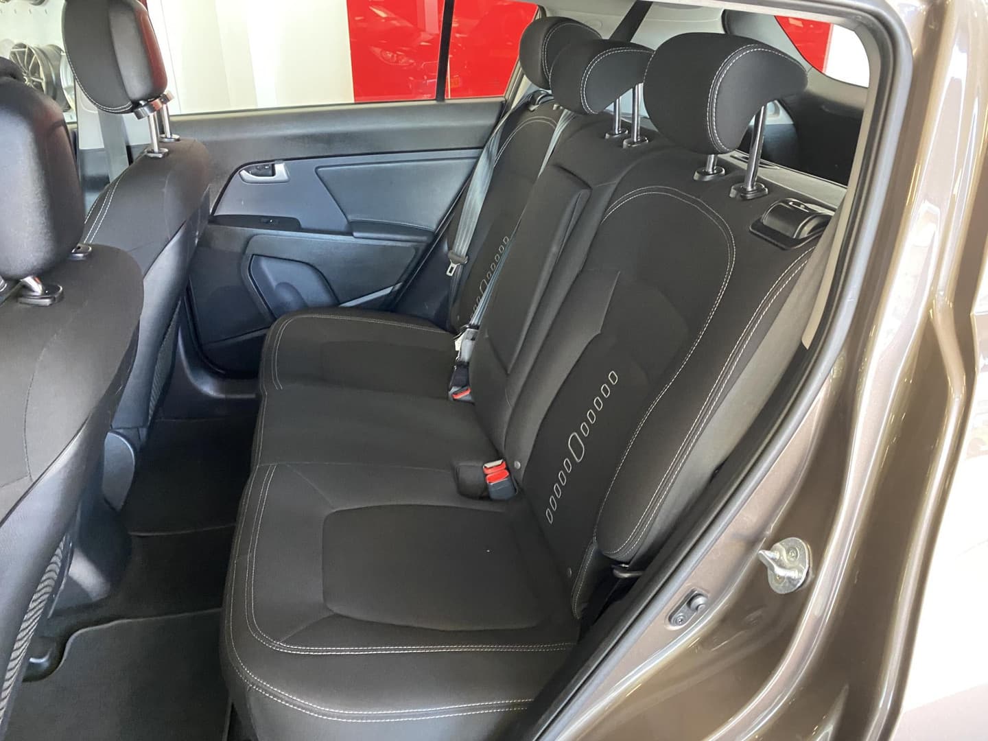 Kia Sportage thumbnail 3