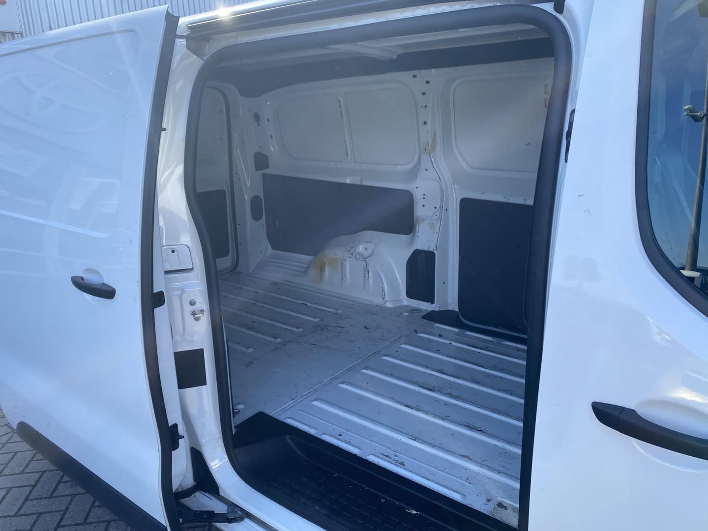 Toyota Proace thumbnail 18