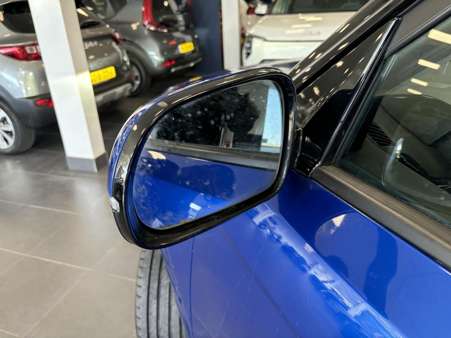 Kia E-soul thumbnail 3