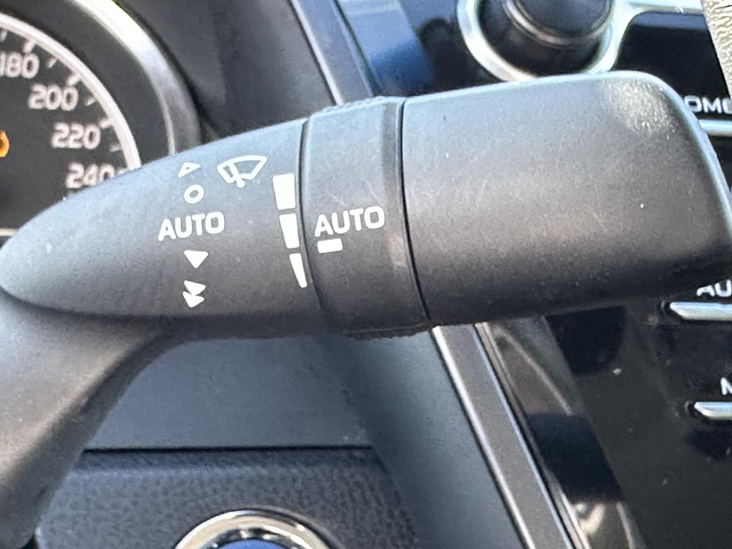 Toyota Camry thumbnail 12