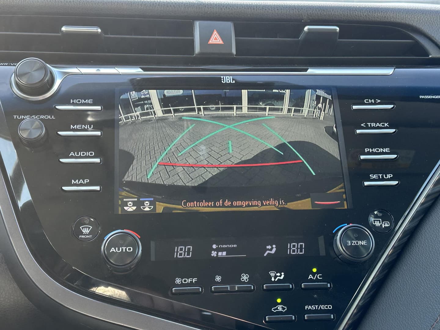 Toyota Camry thumbnail 14