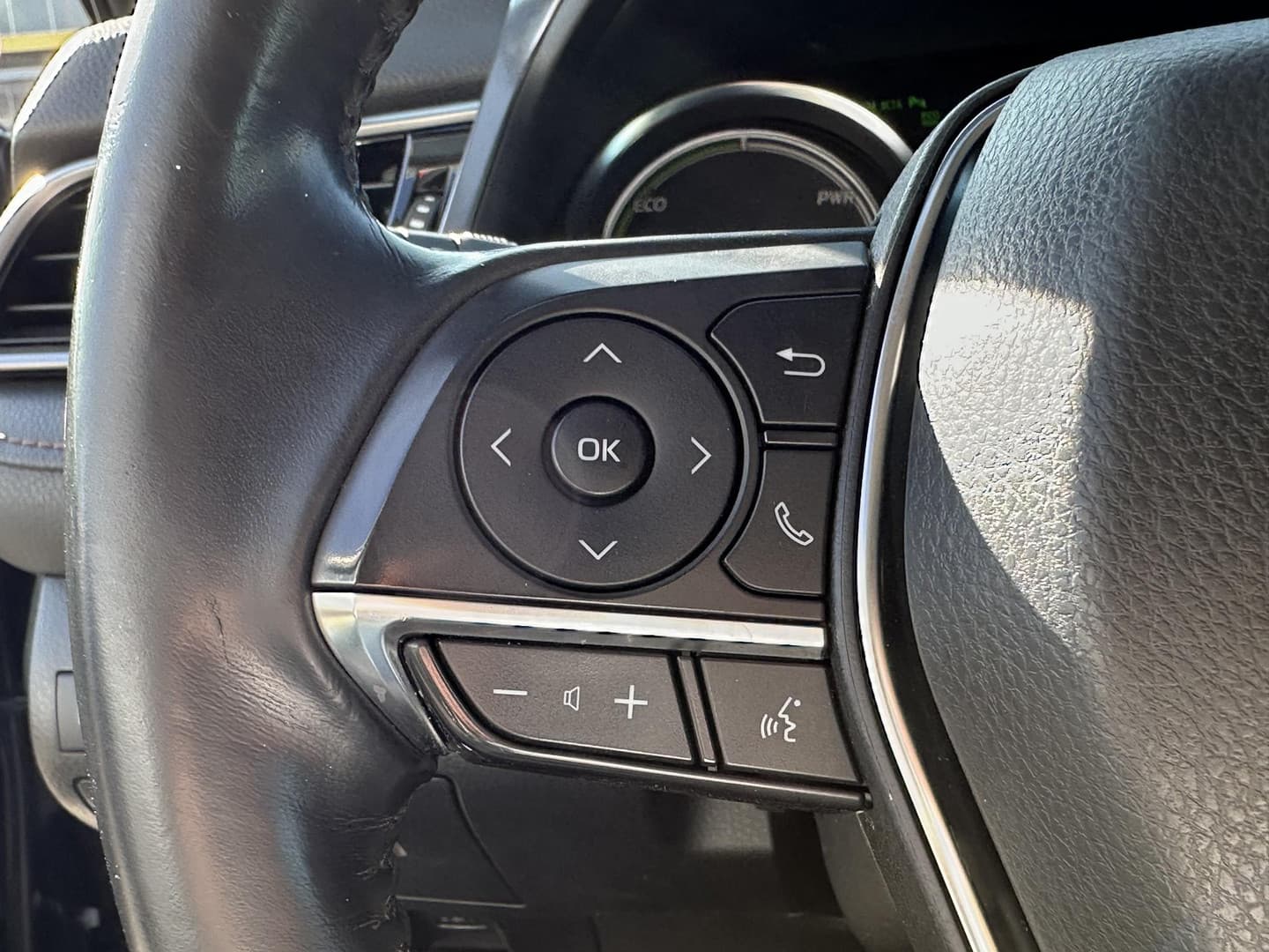 Toyota Camry thumbnail 9