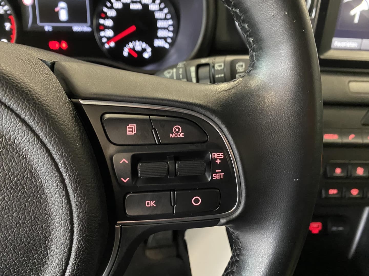 Kia Sportage thumbnail 5