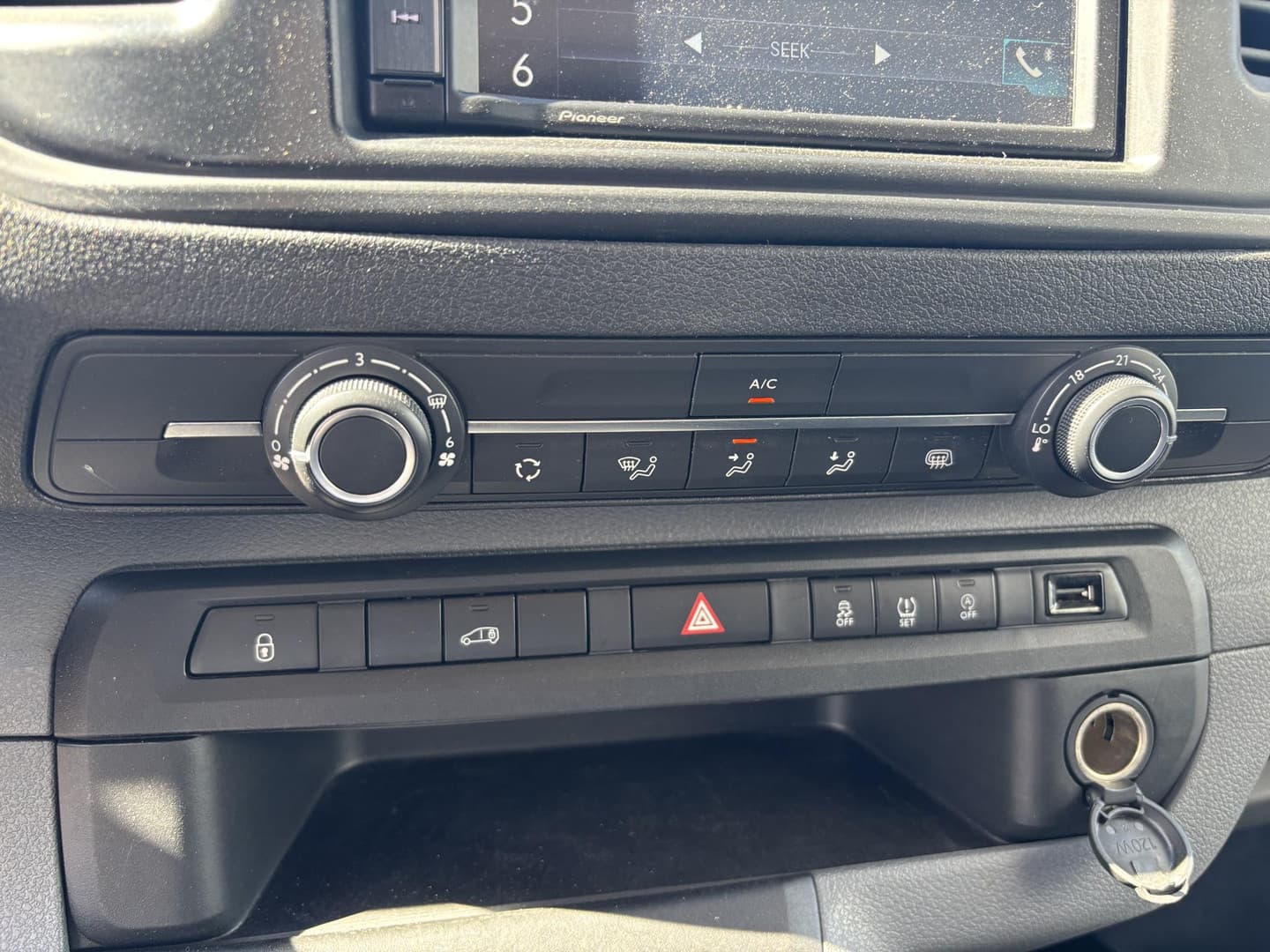 Toyota Proace thumbnail 12