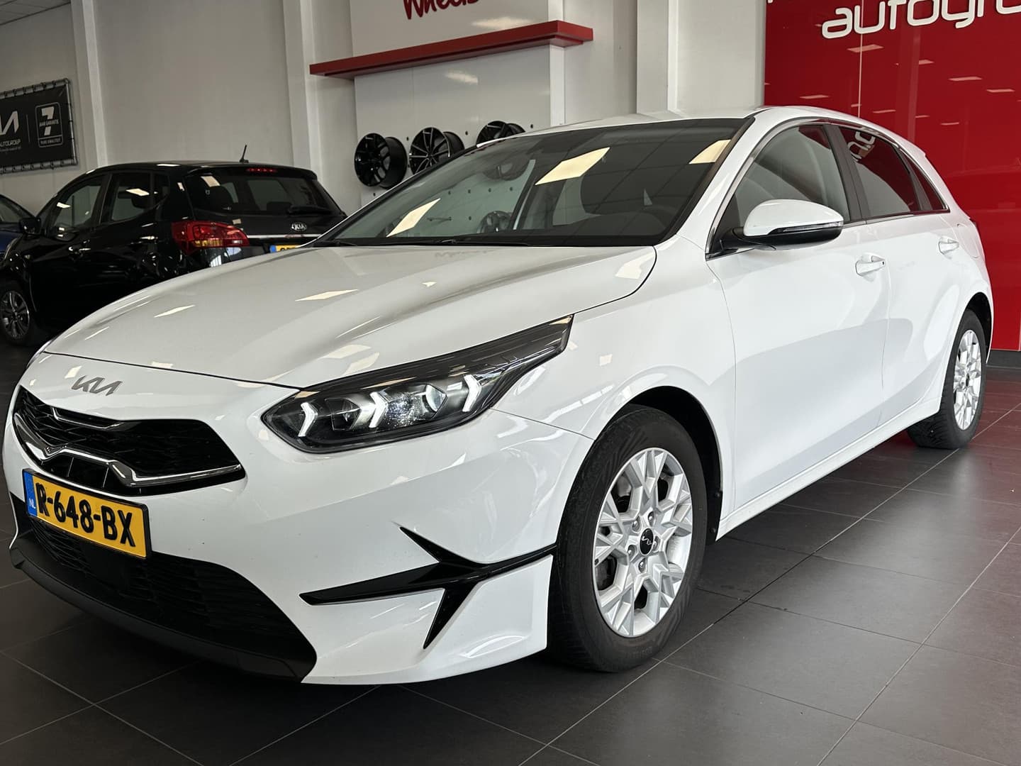 Kia Ceed thumbnail 25