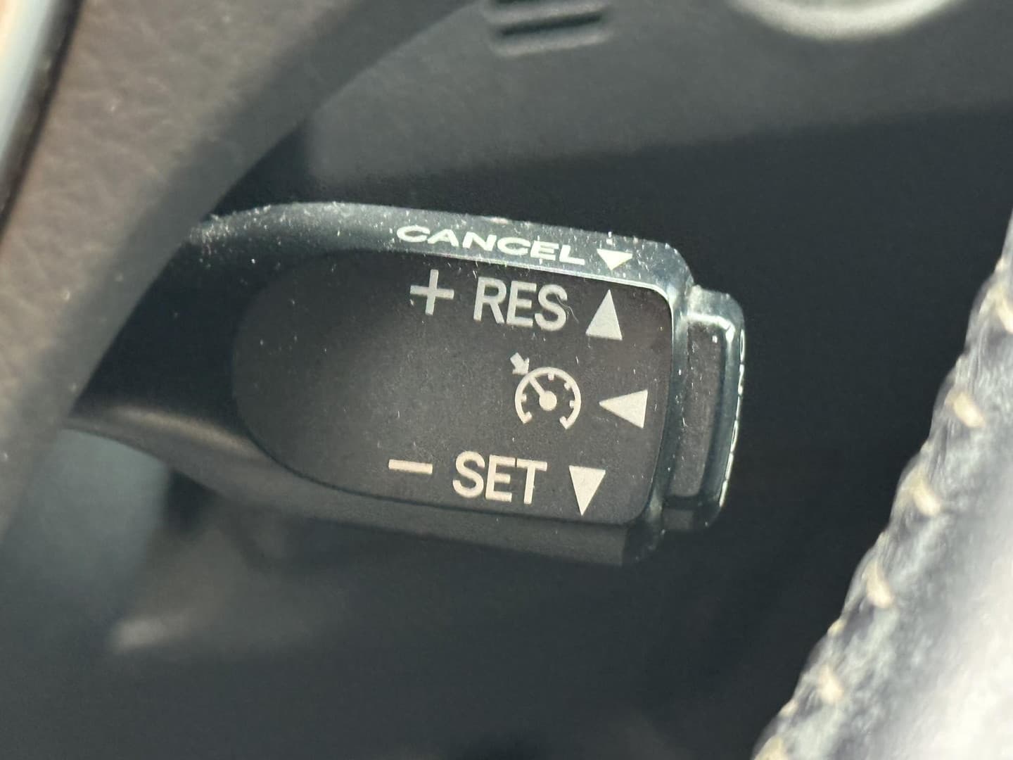 Toyota Auris thumbnail 11