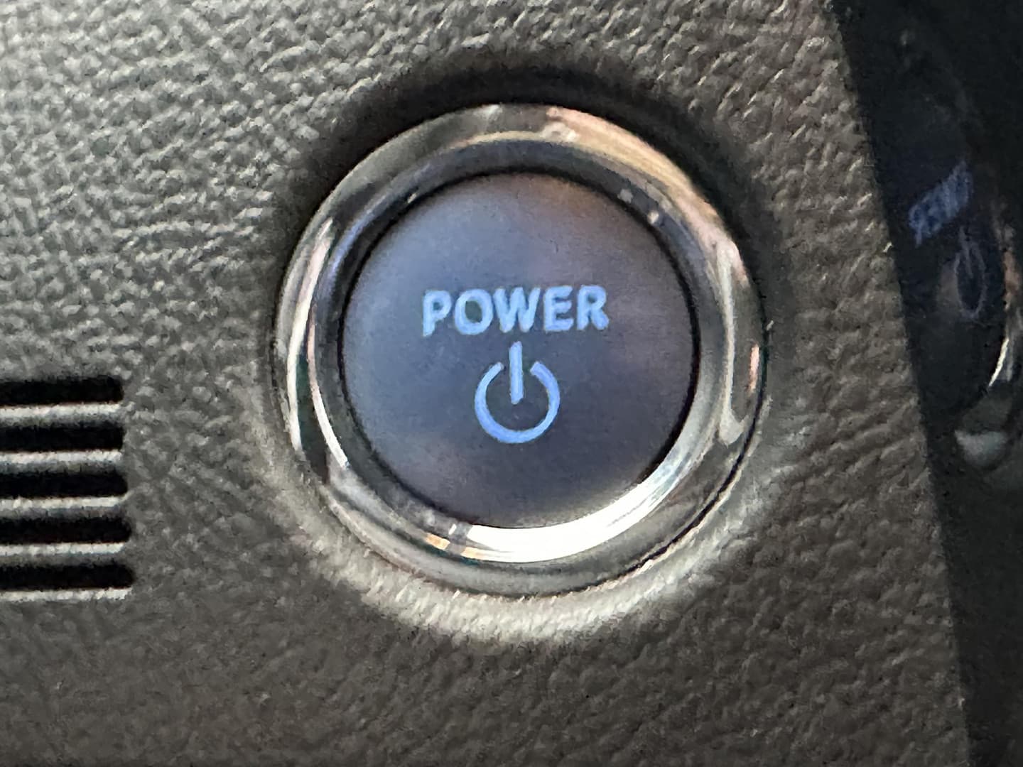 Toyota Auris thumbnail 13