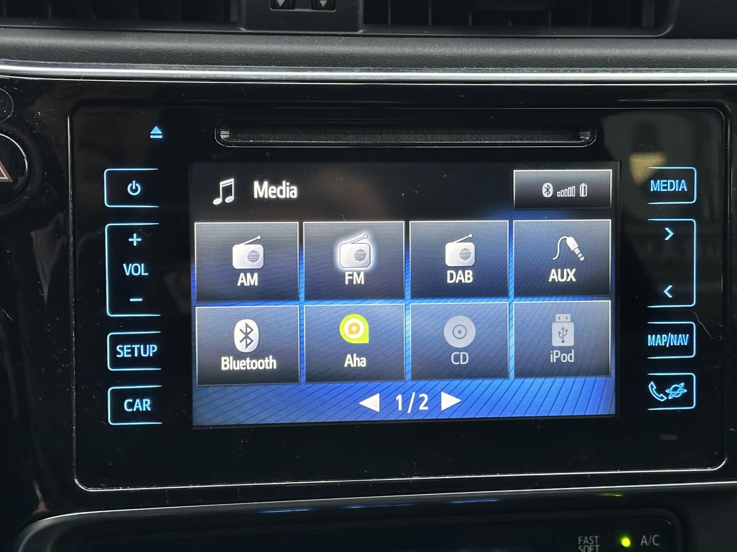 Toyota Auris thumbnail 15