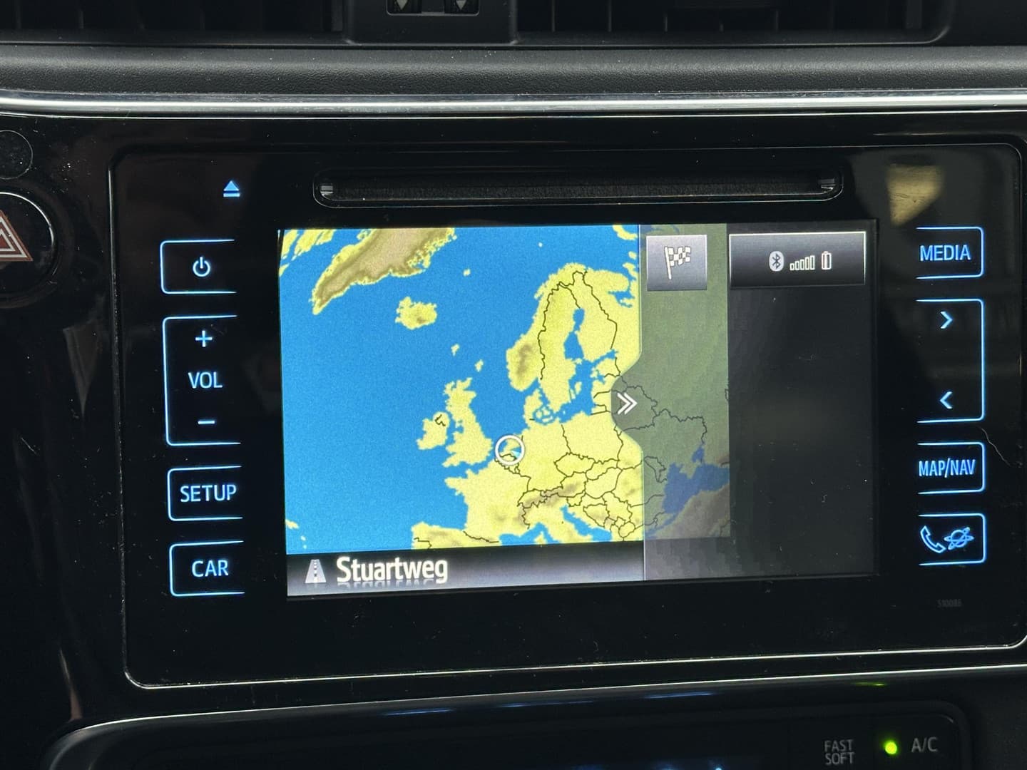 Toyota Auris thumbnail 16