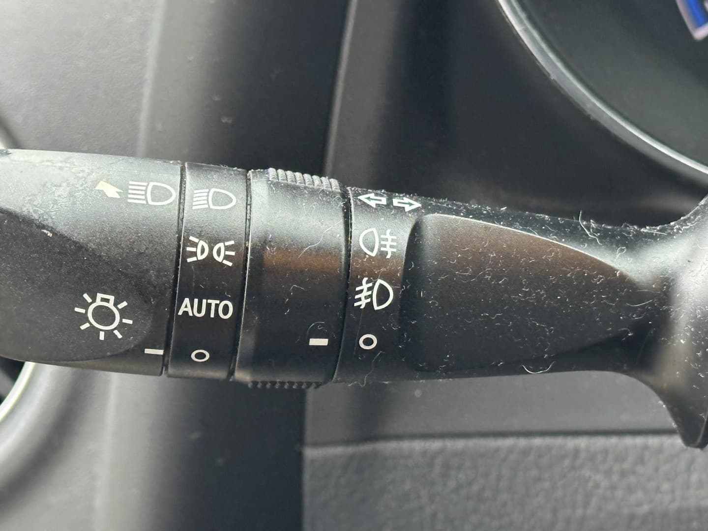 Toyota Auris thumbnail 9