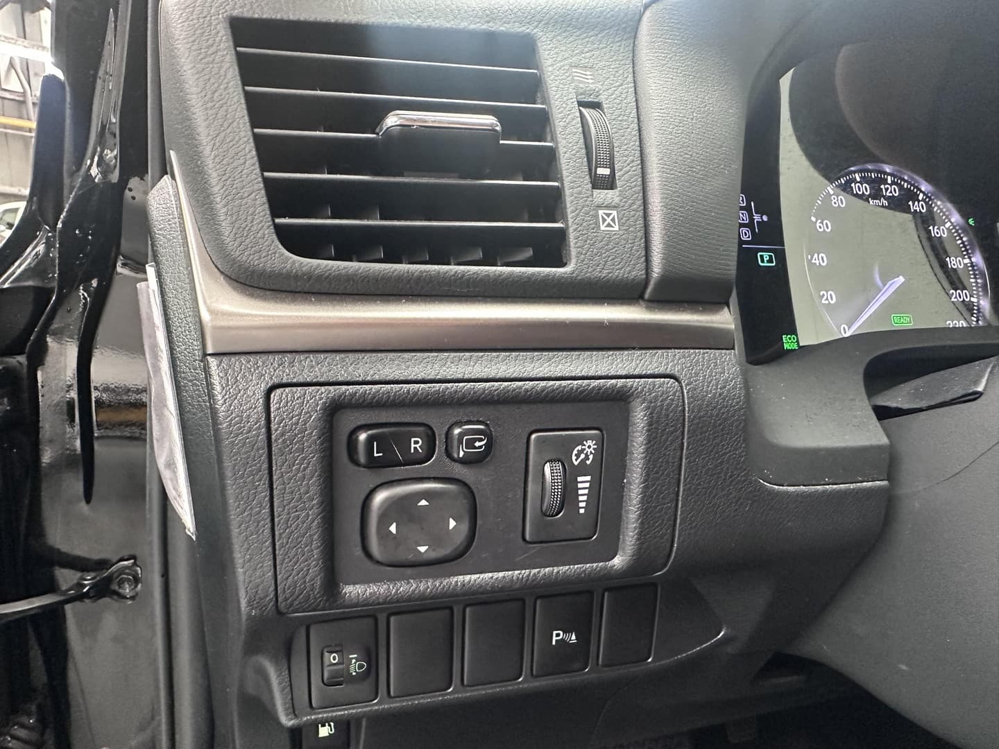 Lexus Ct thumbnail 15