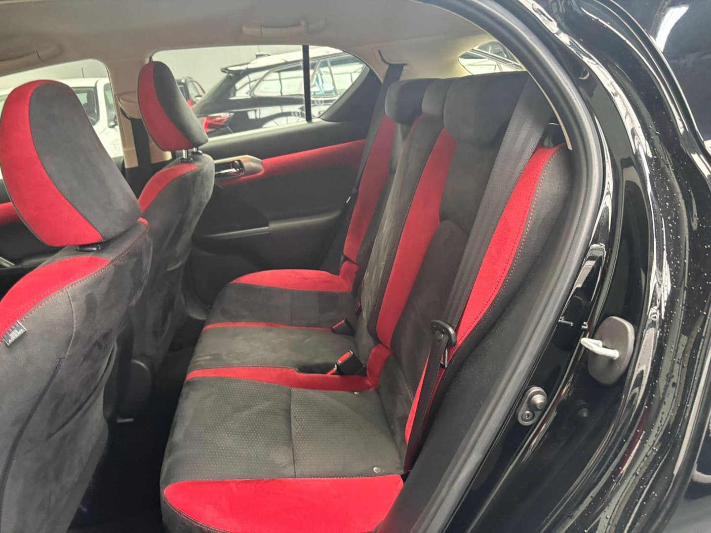 Lexus Ct thumbnail 19