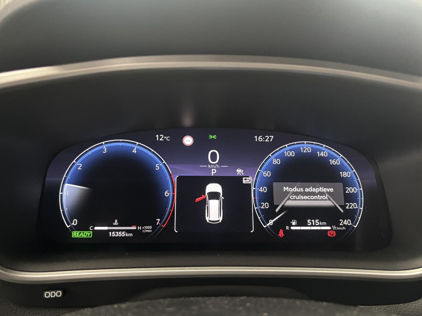 Toyota Corolla-cross thumbnail 7