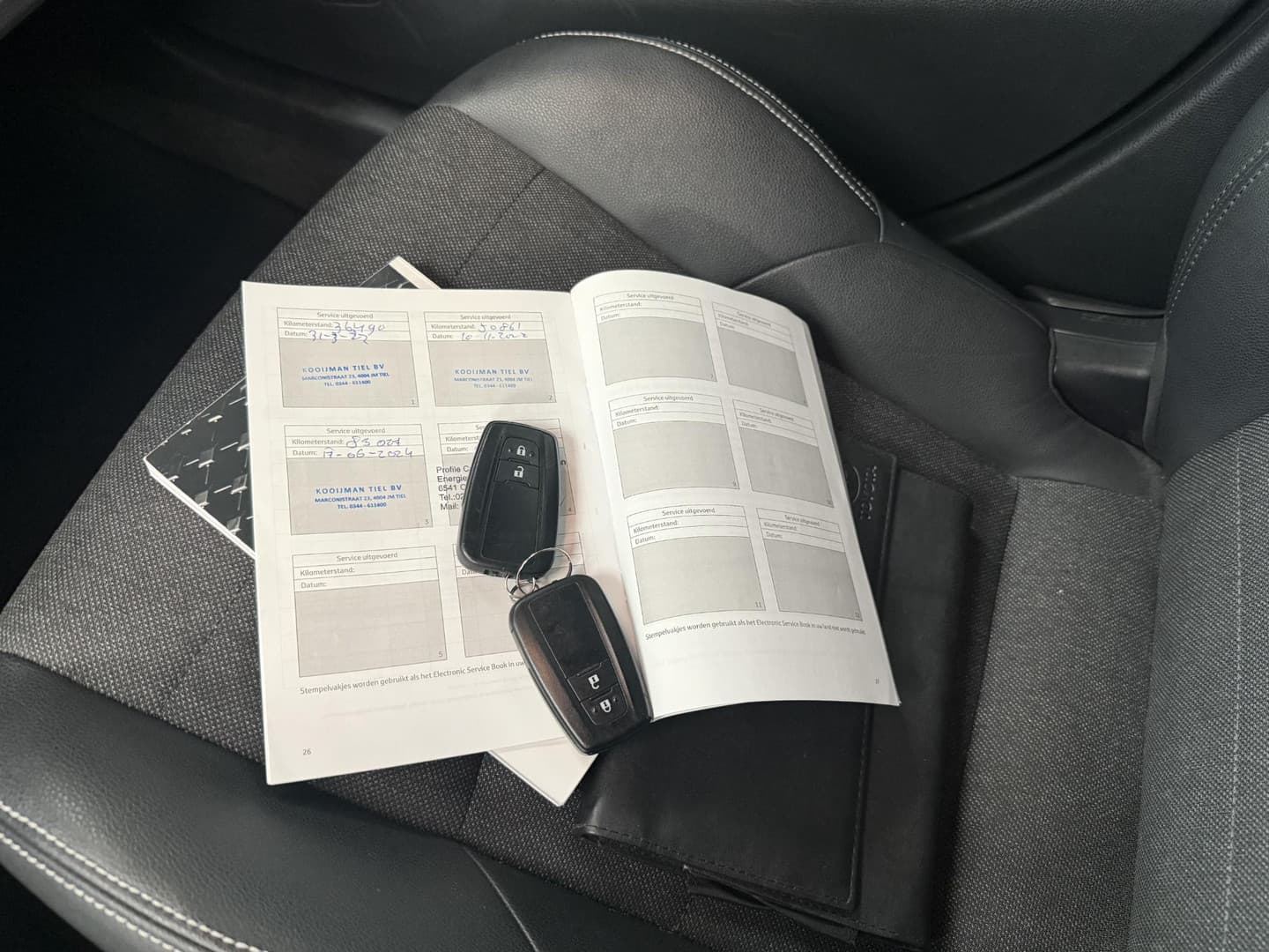 Toyota Corolla-touring-sports thumbnail 13