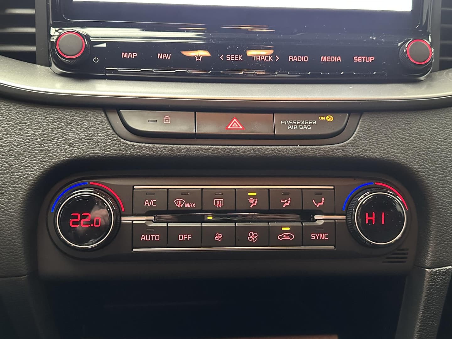 Kia Ceed thumbnail 17