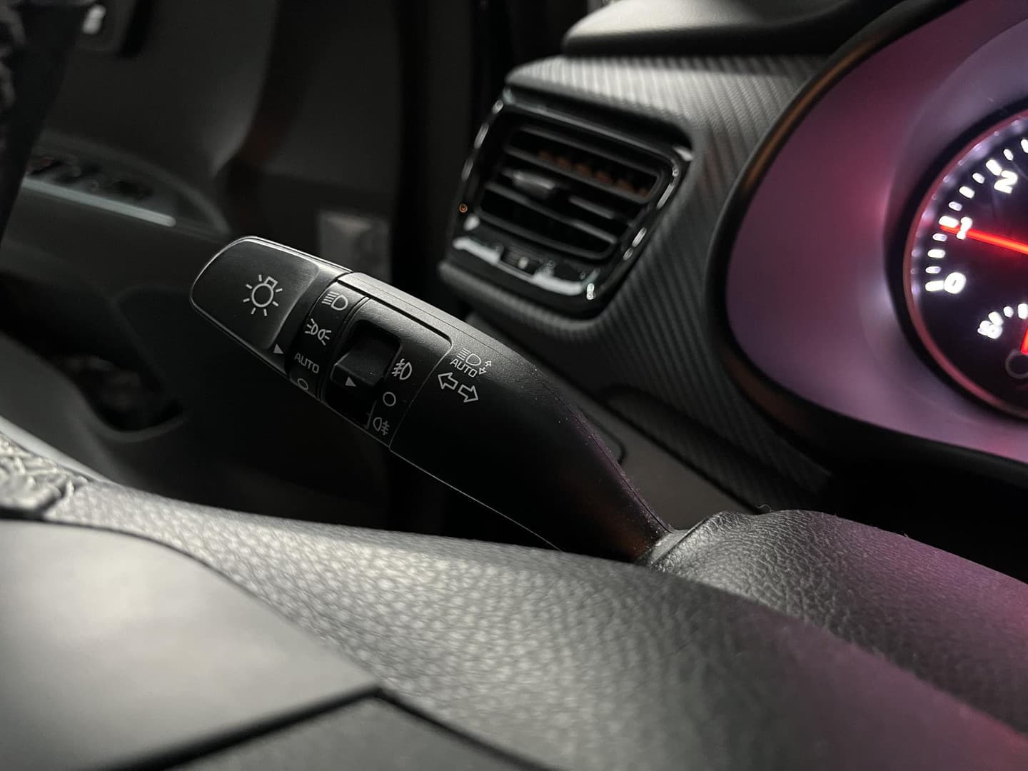 Kia Stonic thumbnail 8