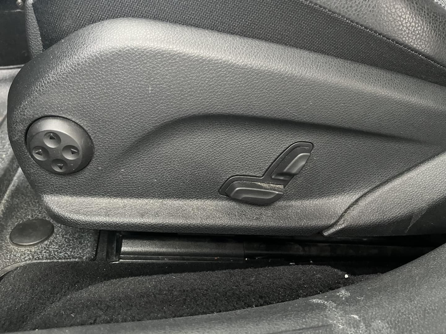 Mercedes-benz E-klasse thumbnail 4