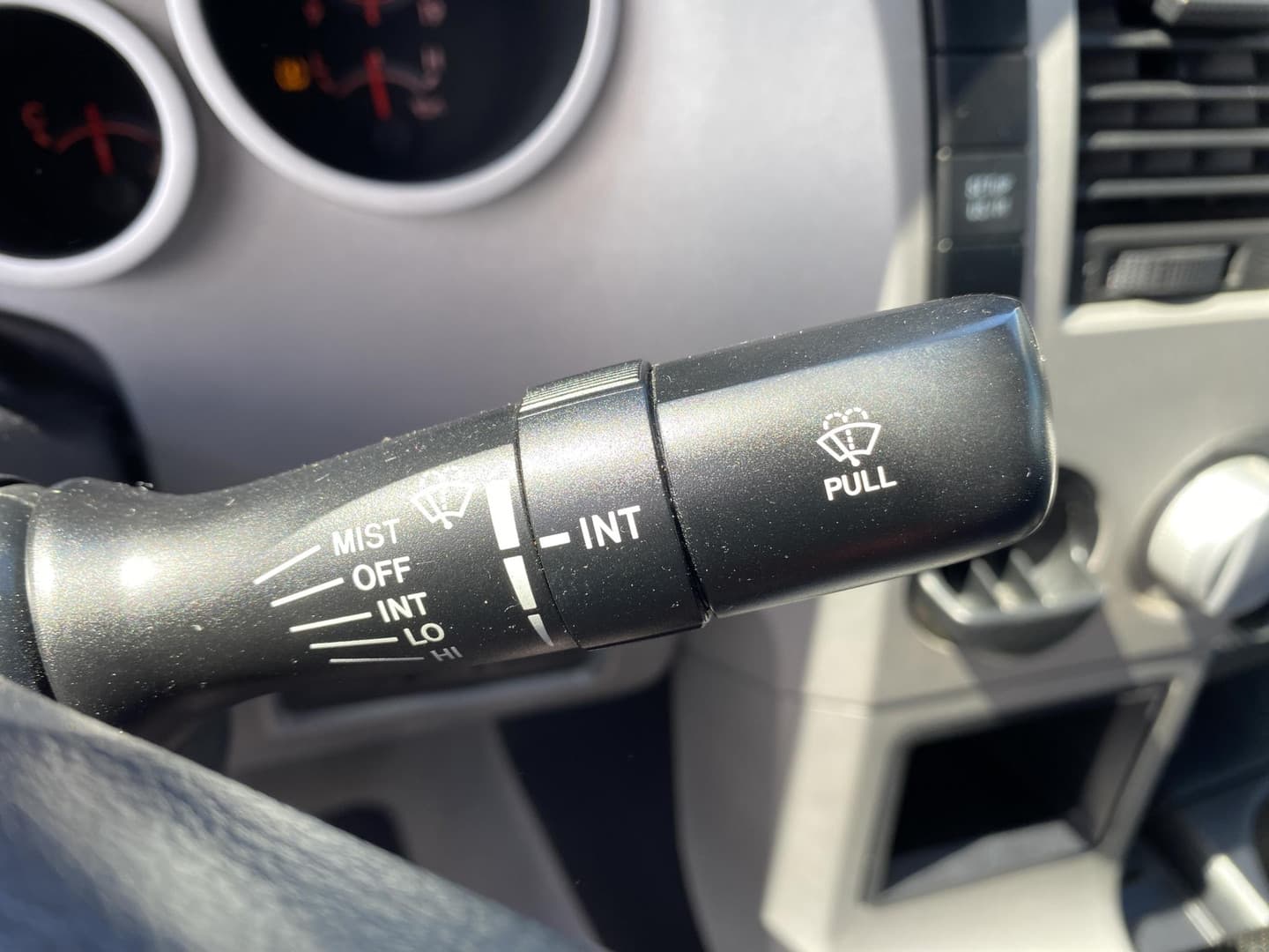 Toyota Tundra thumbnail 5