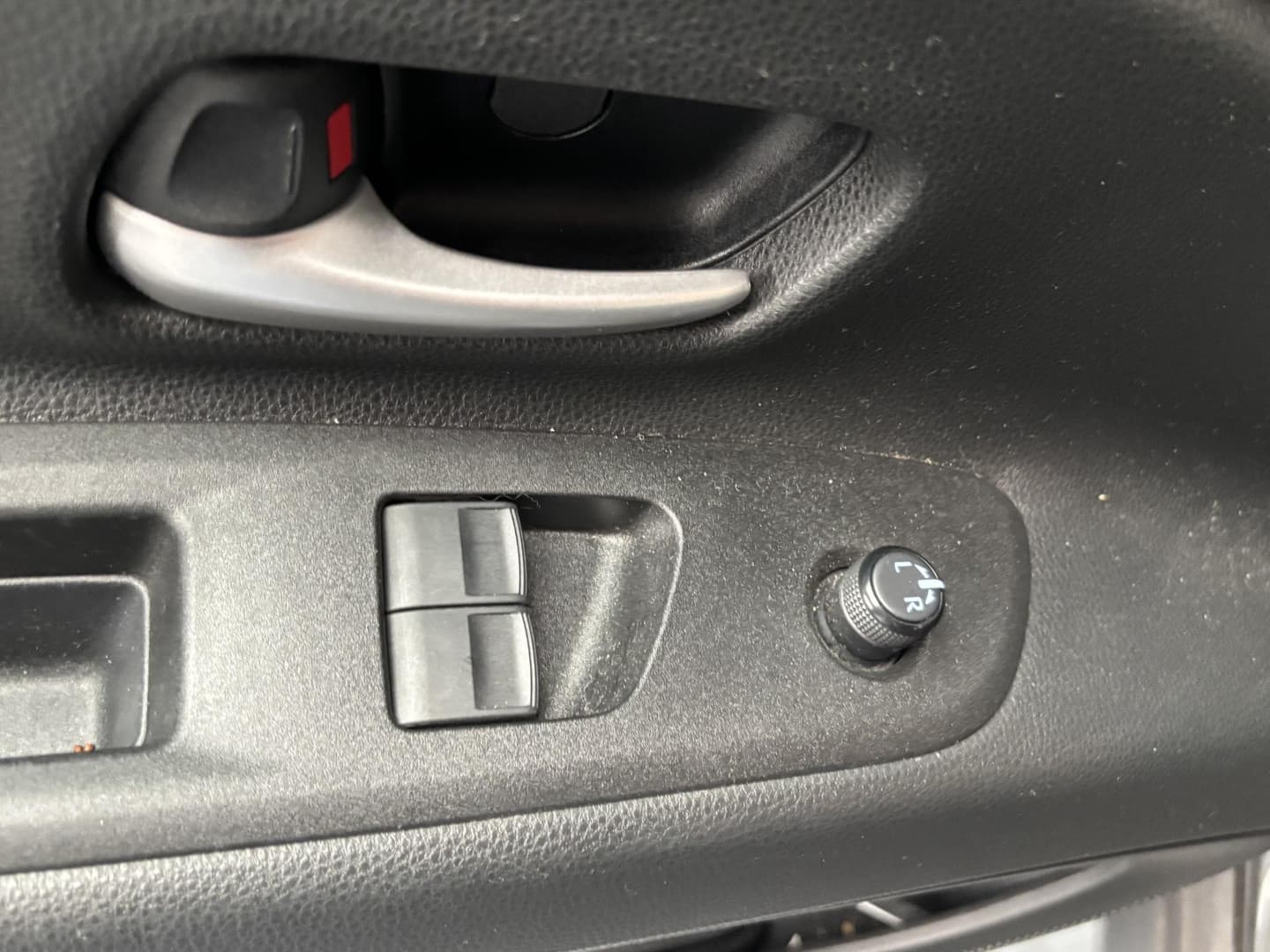 Toyota Aygo thumbnail 12