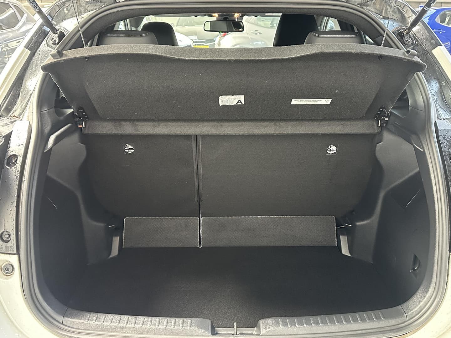 Toyota Yaris thumbnail 23