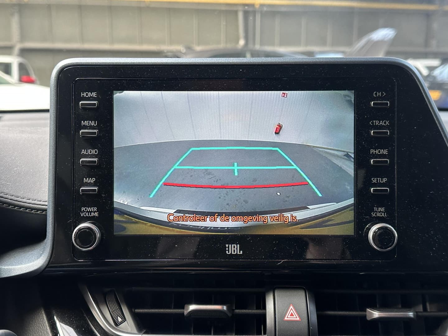 Toyota C-hr thumbnail 17