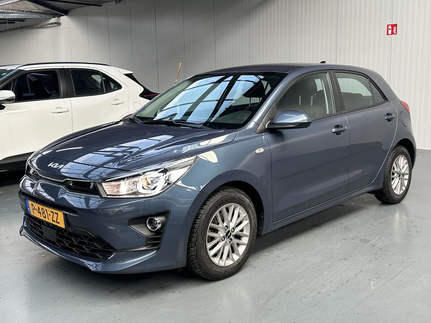 Kia Rio thumbnail 22