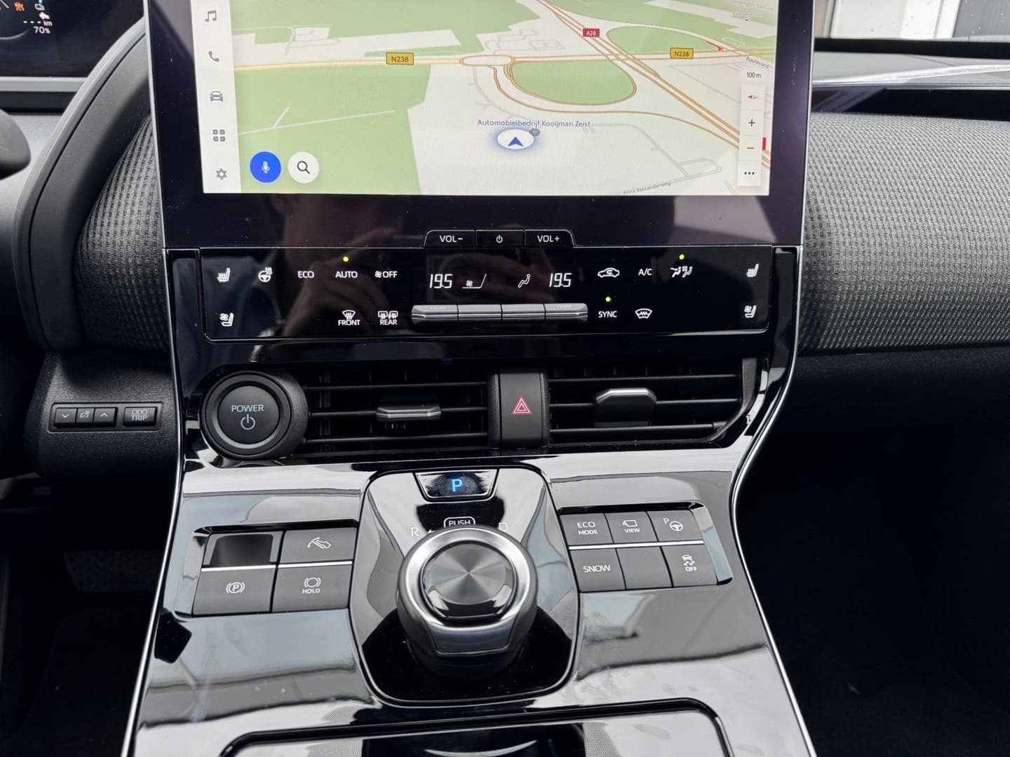 Toyota Bz4x thumbnail 18