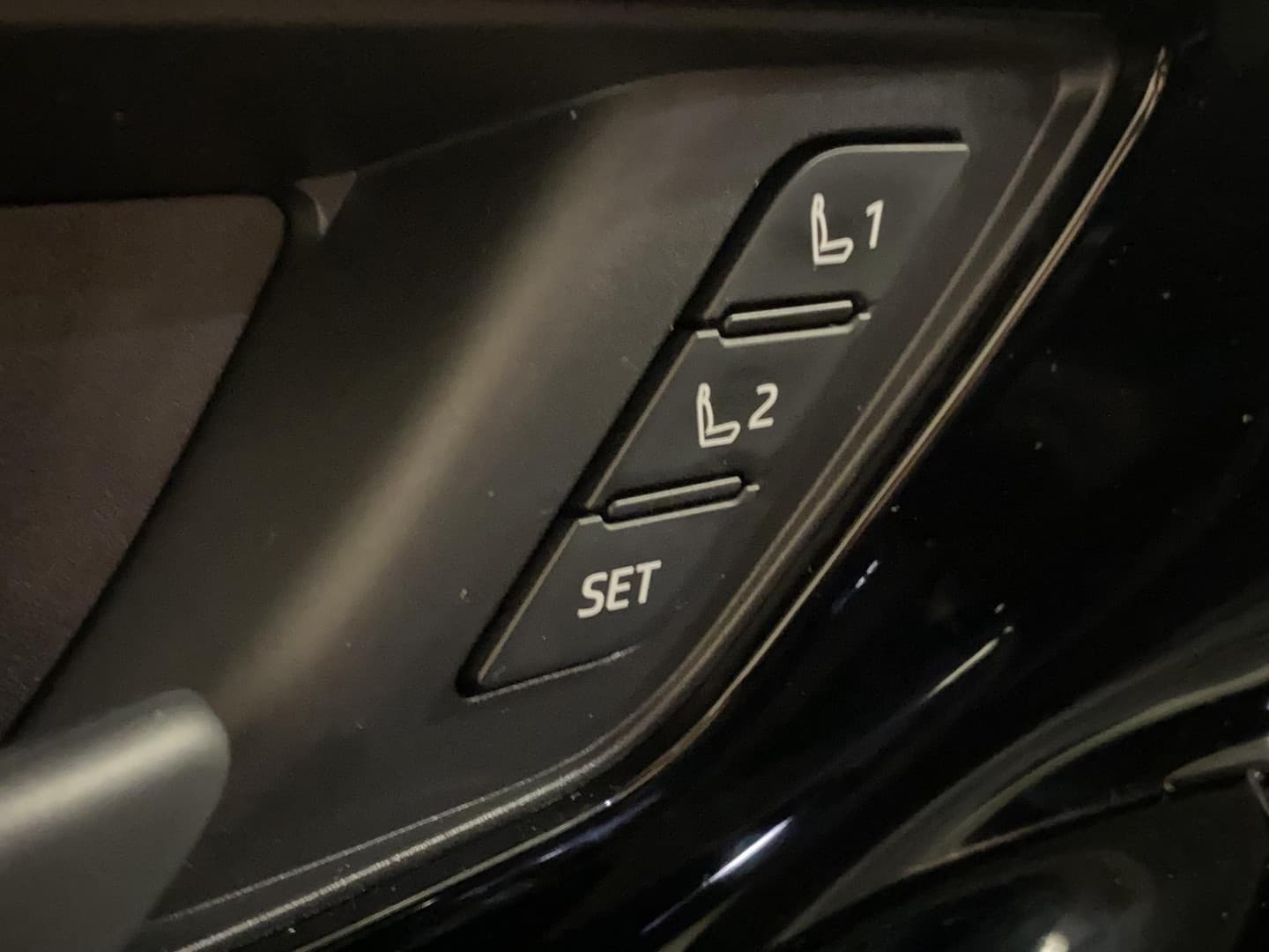 Toyota Bz4x thumbnail 8